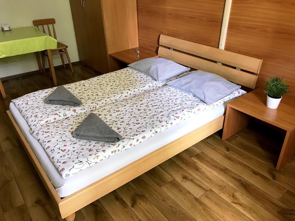 Hostel Al Fresco كراكوفيا المظهر الخارجي الصورة